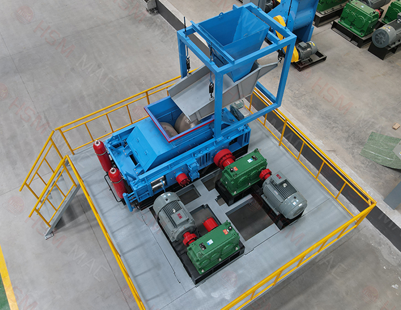 銅礦石對輥破碎機(jī)